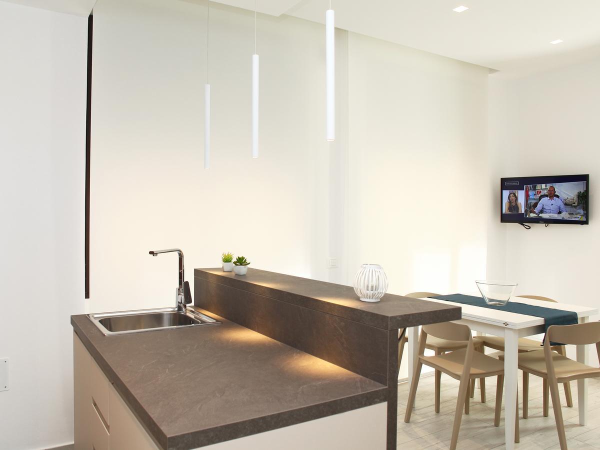 Sea Windows Suite Трапани Екстериор снимка